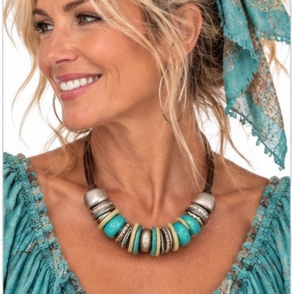 Bohemian Handmade Chunky Necklace Turquoise Colored Beads Rhinestones